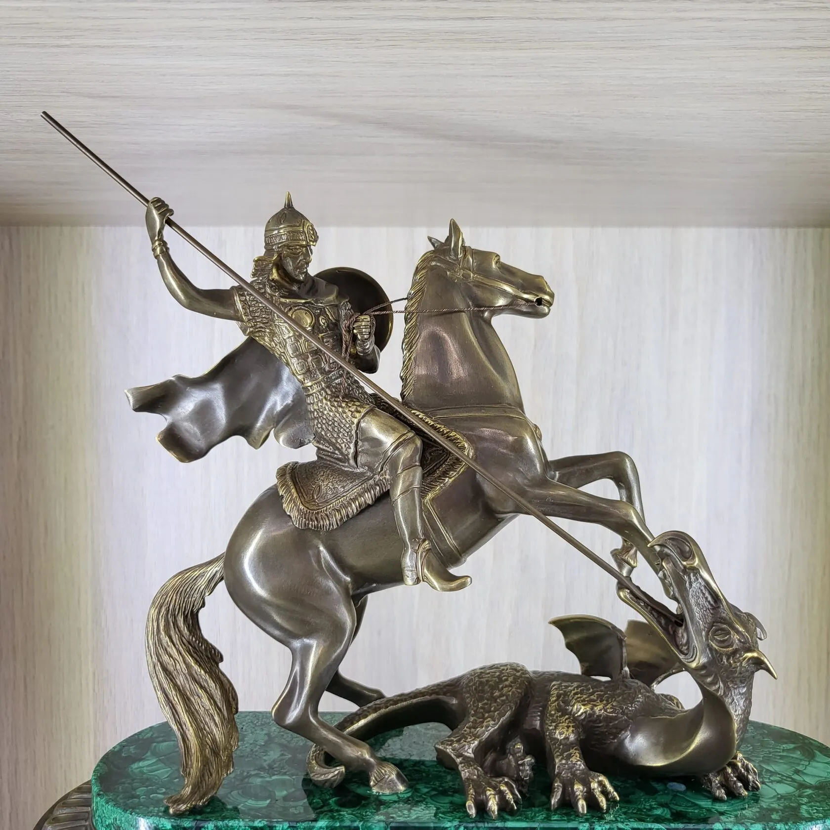 Часы "Георгий Победоносец"